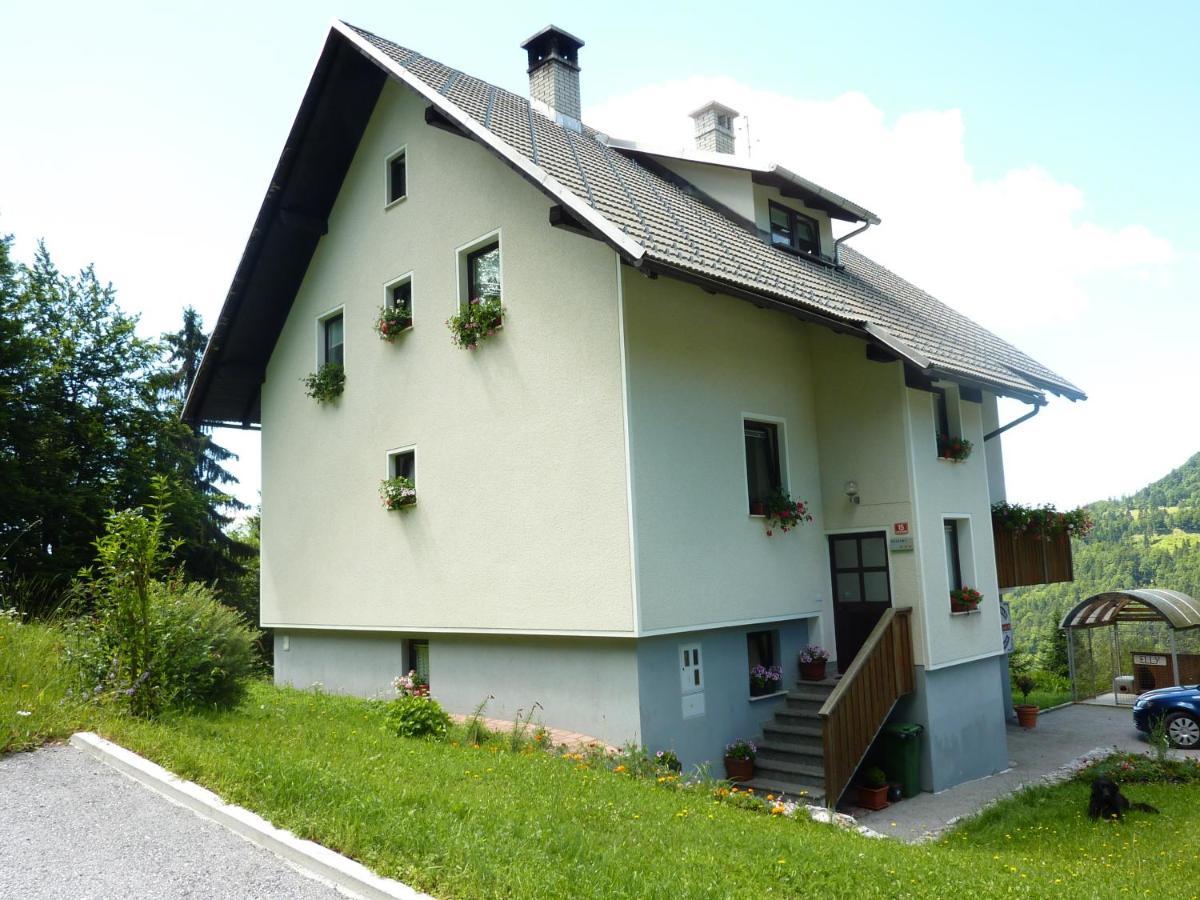 Apartments Pri Marjetki Cerkno Luaran gambar